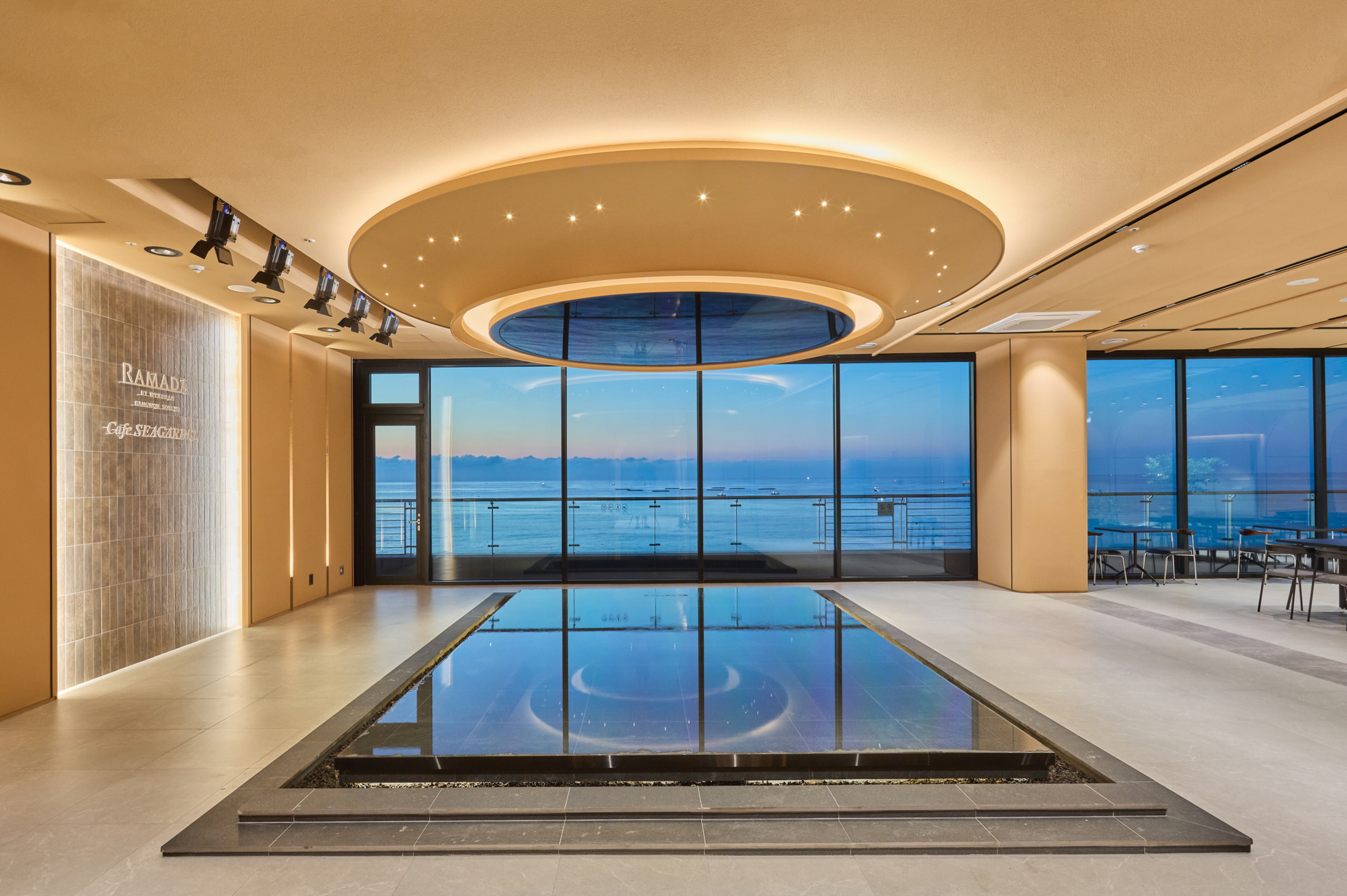 라마다 속초.jpg