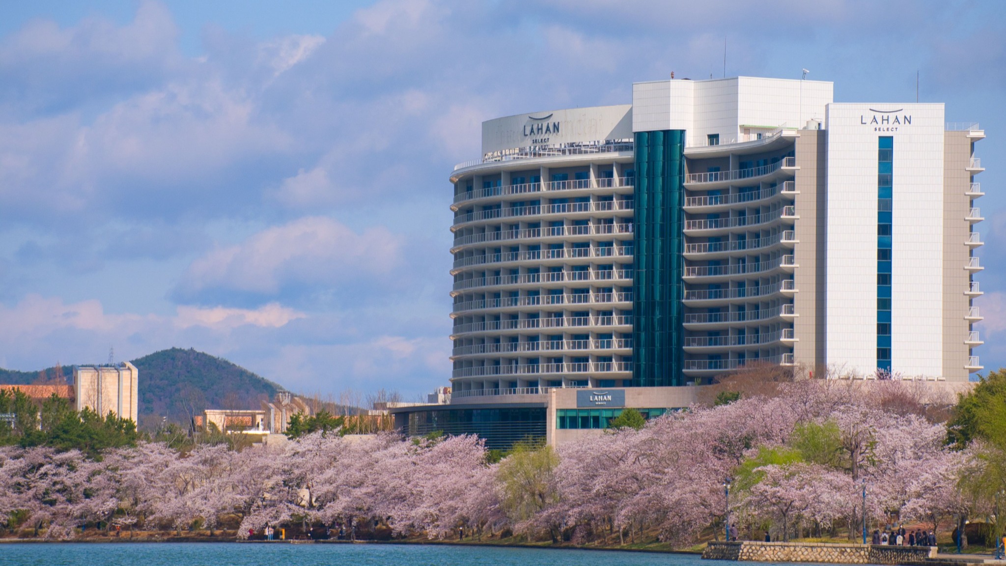 라한 셀렉트 경주.jpg