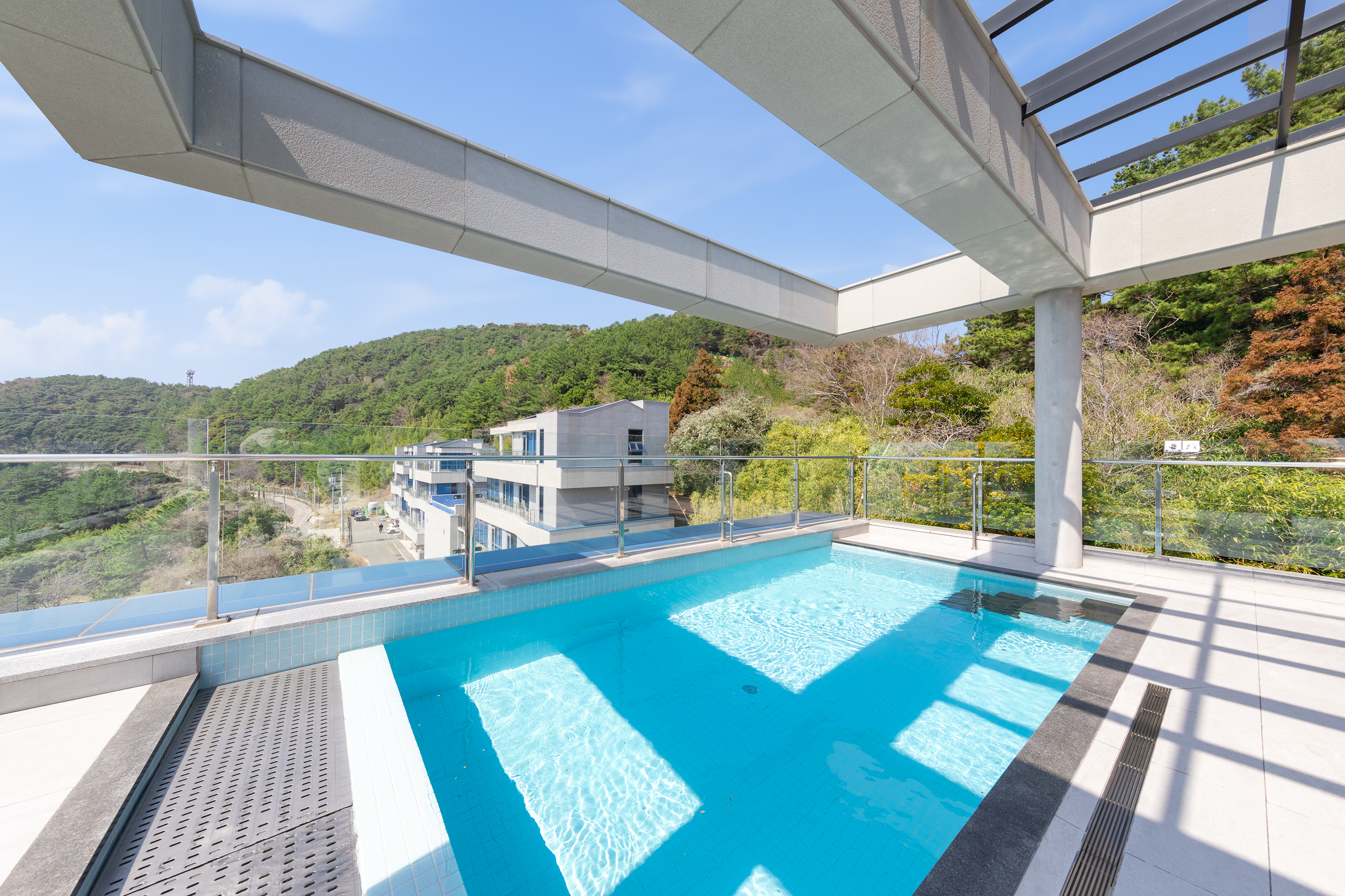 가평 호명나루165풀빌라.jpg