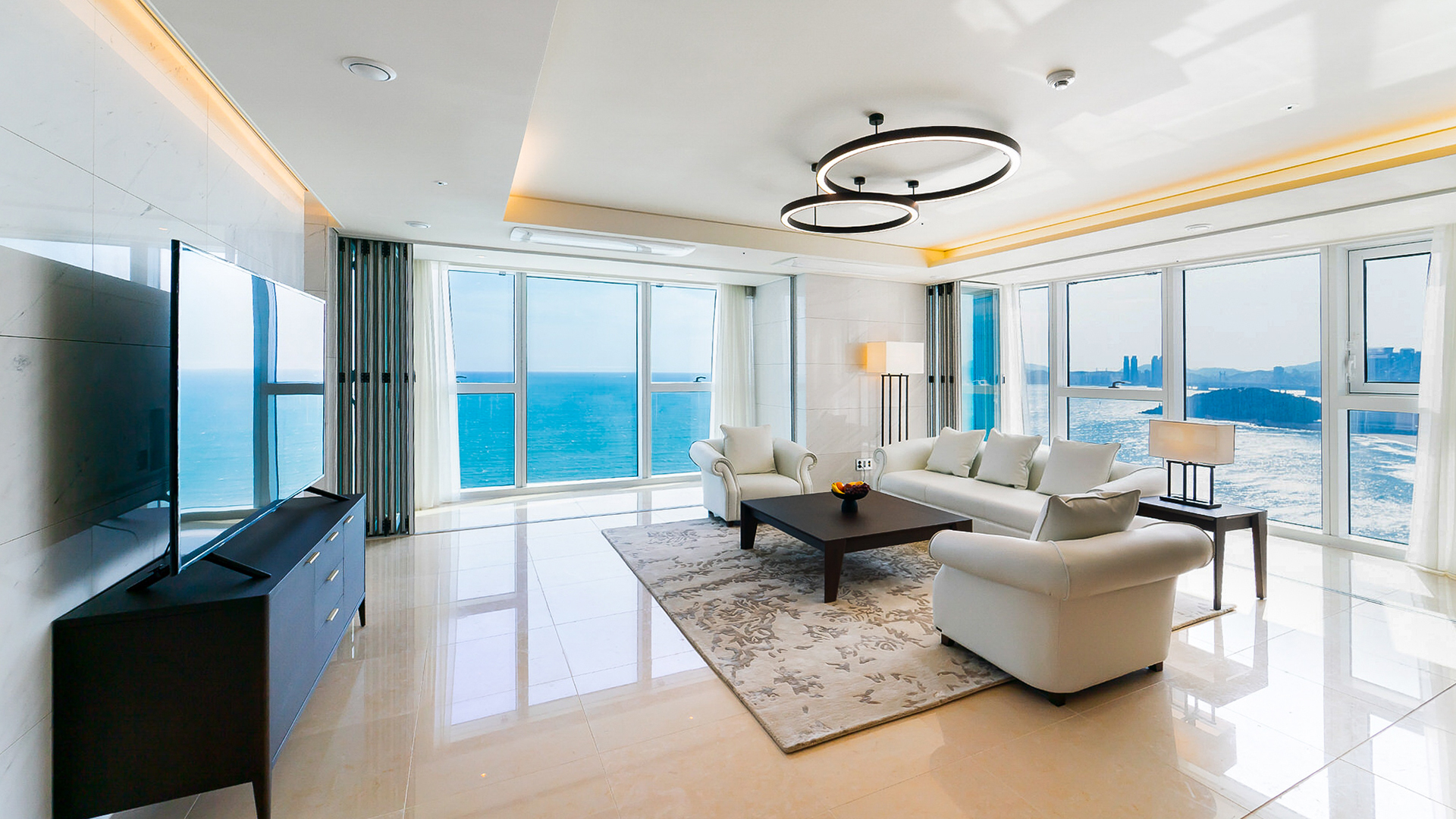 뉴시즈 엘시티 레지던스.jpg